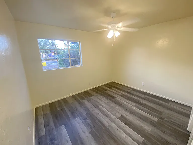 5609 E Pima St — Photo 8