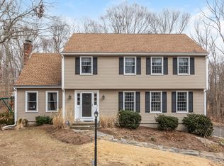 102 Country Way, Madison, CT 06443