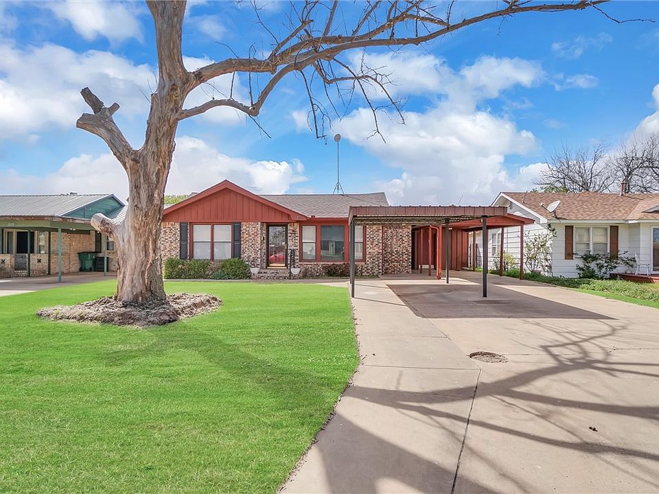 1811 N Oregon Ave, Mangum, OK 73554 Zillow