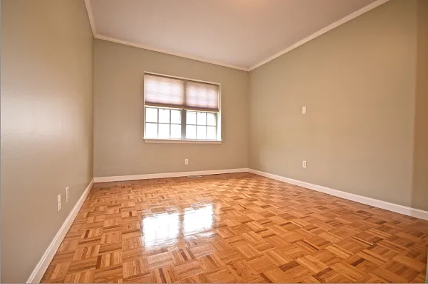35 Lake Shore Ct — Photo 5