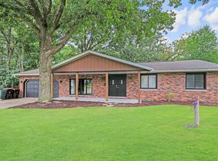 3401 W Capitol Dr, Peoria, IL