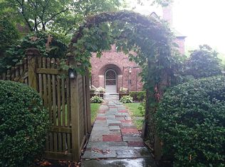 9 Penniman Rd, Brookline, MA 02445