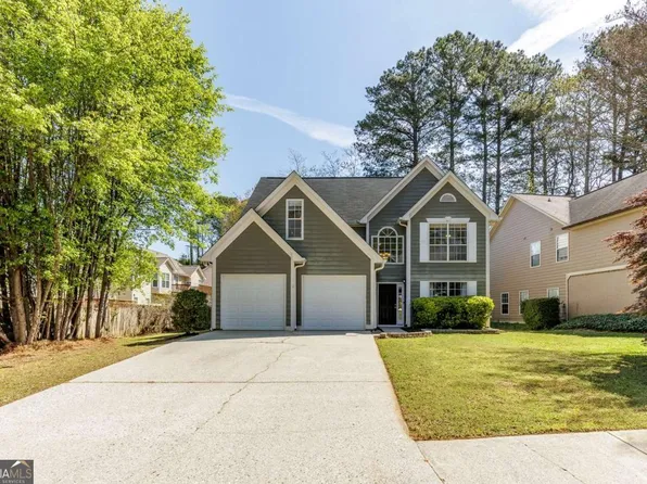 1855 Keswick Place Dr, Lawrenceville, GA 30043