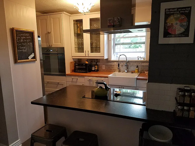 2477 Osceola St — Photo 2