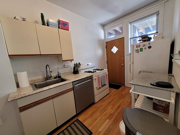 4th image of 5014 N Glenwood Ave #1