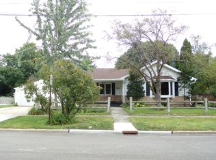 714 Elmwood St, Sycamore, IL 60178