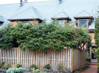 7 Quality St, Oakdale, NY