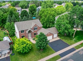 7151 Weston Ln N, Maple Grove, MN 55311