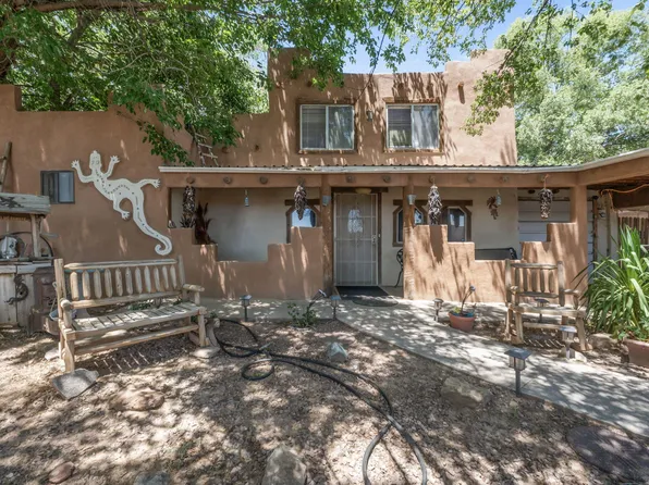 524 Don Sosteno Rd, Los Lunas, NM 87031