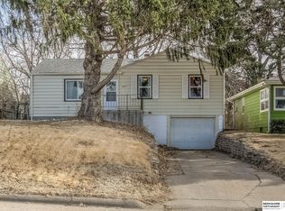 2007 N 71st St, Omaha, NE 68104