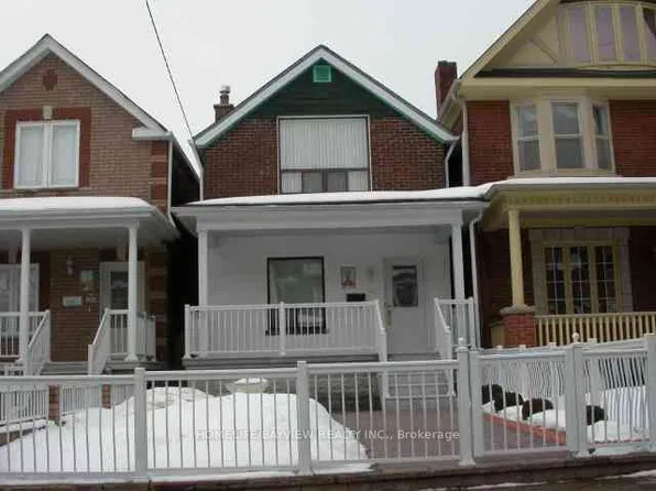 190 Campbell Ave, Toronto, ON M6P 3V4