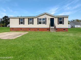 1002 Kayla Ct, Elizabeth City, NC 27909