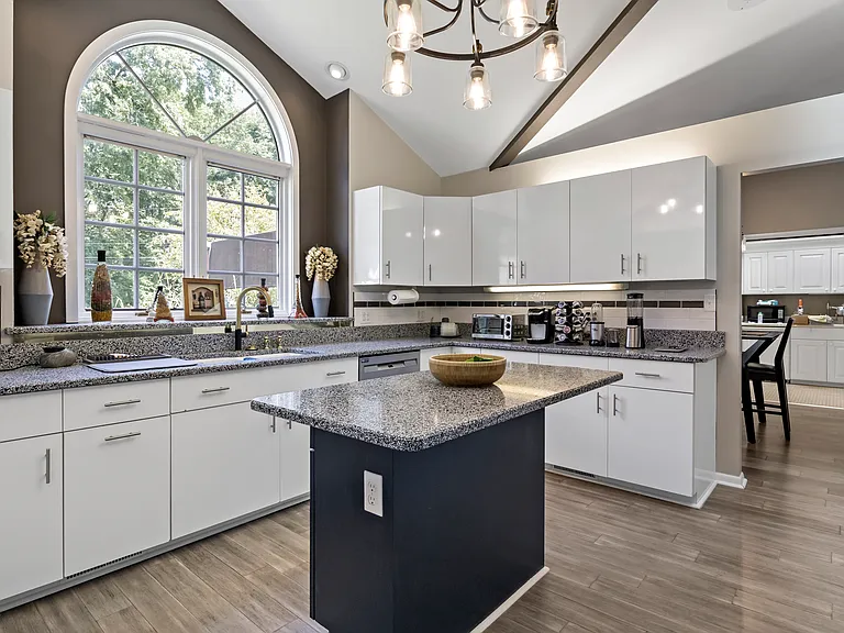2609 Dougall Rd #D — Photo 6