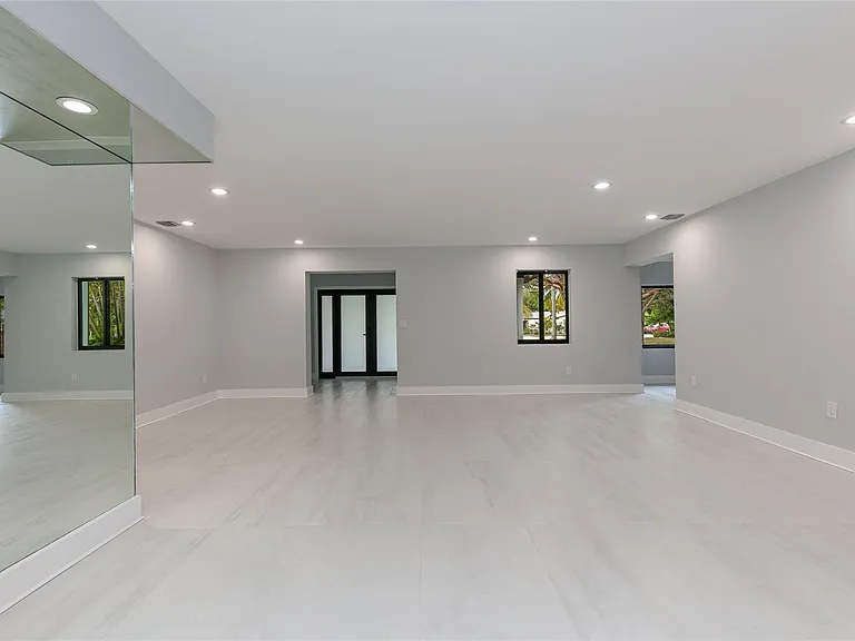13401 SW 83rd Ave — Photo 30