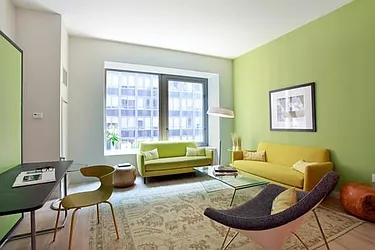 Rented by R New York