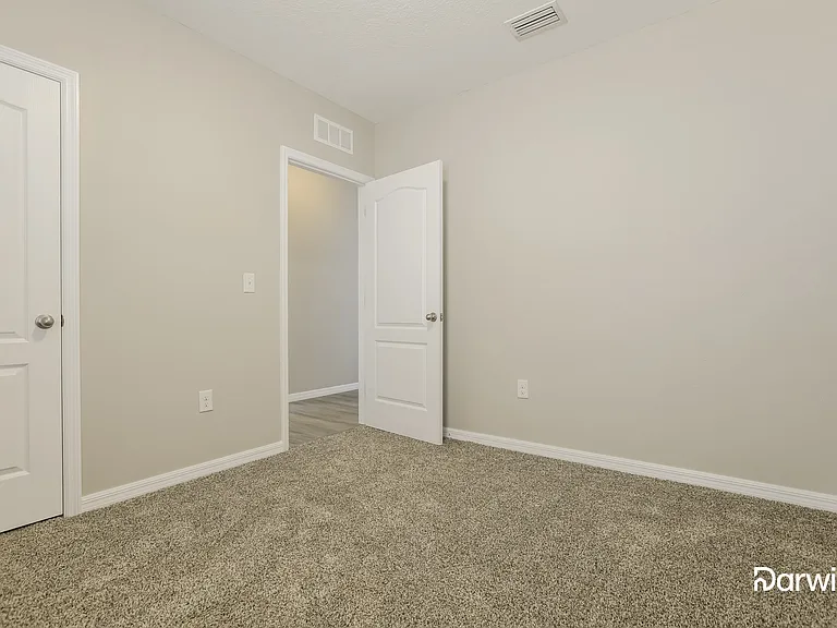 4125 Lindever Ln — Photo 8