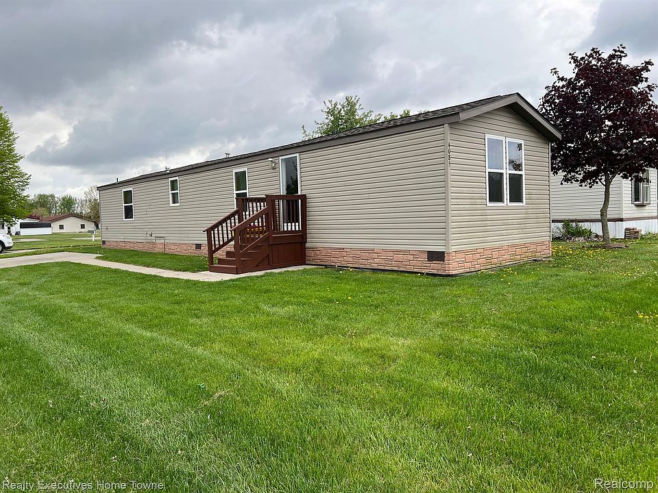 1st image of 4085 Mapleview Ct E