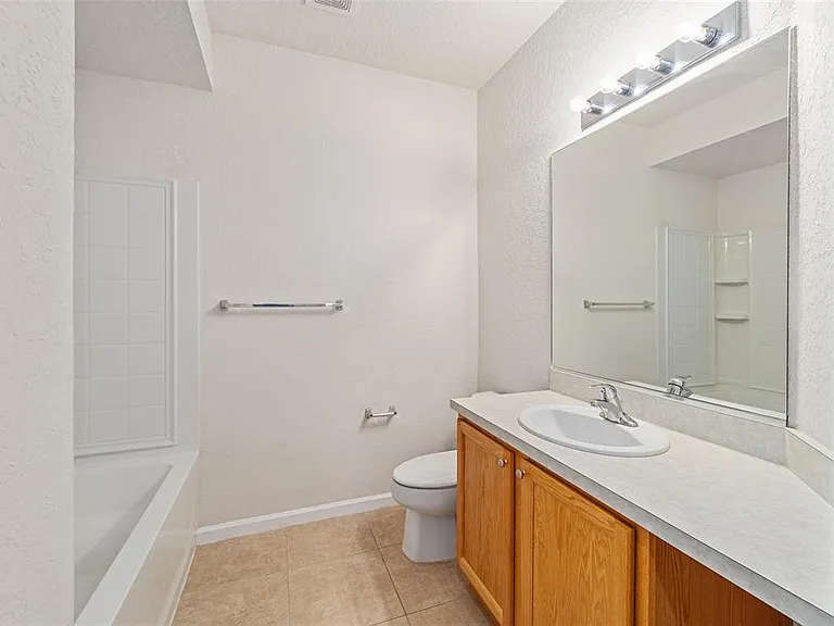 4570 SW 52nd Cir #107 — Photo 28
