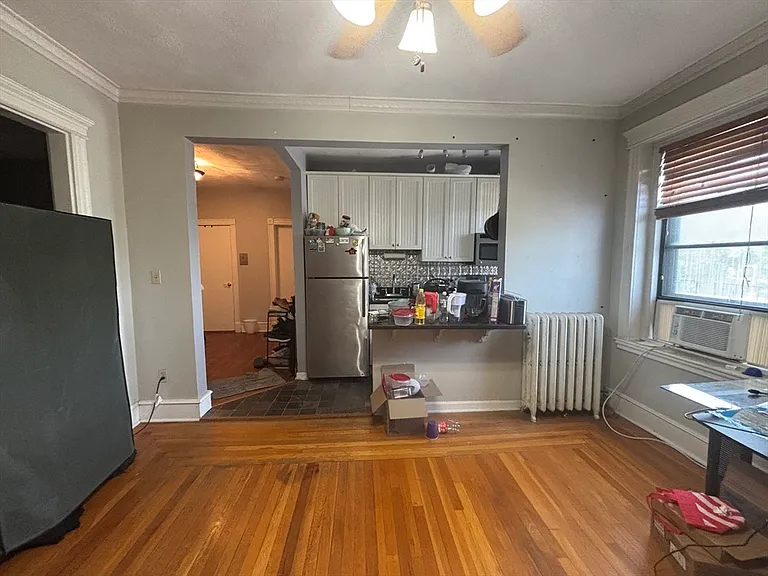 137 Peterborough St #9 — Photo 2
