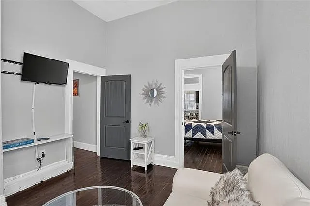 2655 Saint Ann St — Photo 8