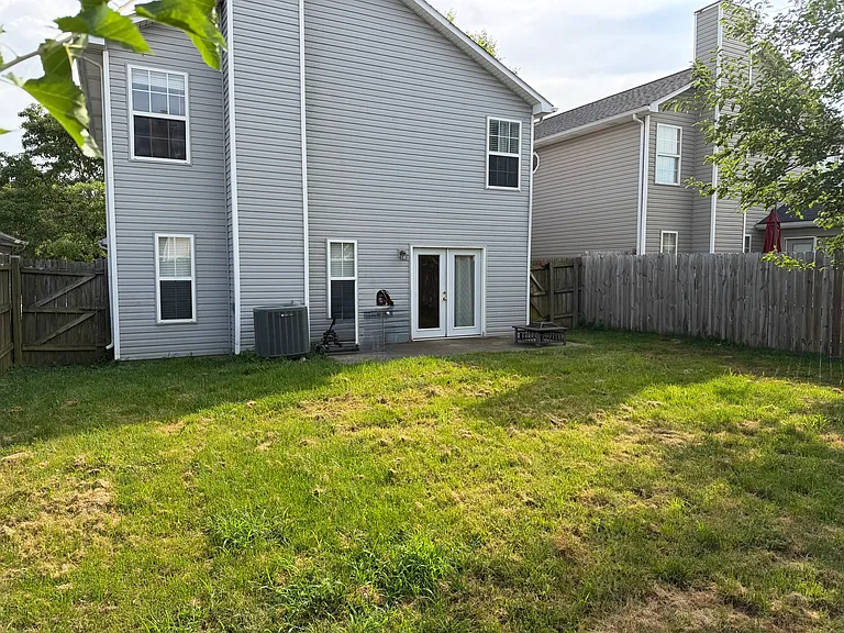 2100 Call Dr — Photo 20
