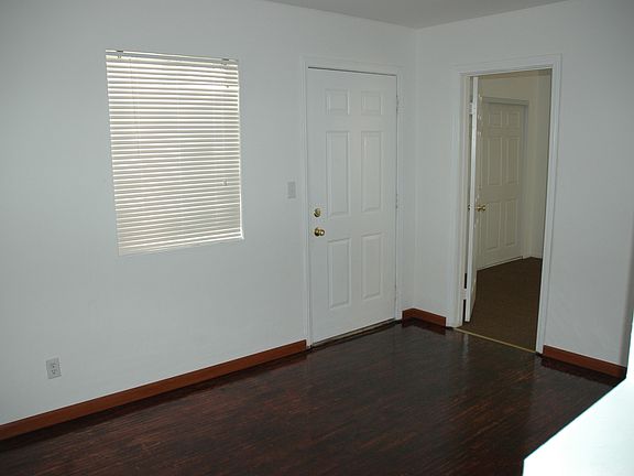 3rd image of 2008 Warfield Ave