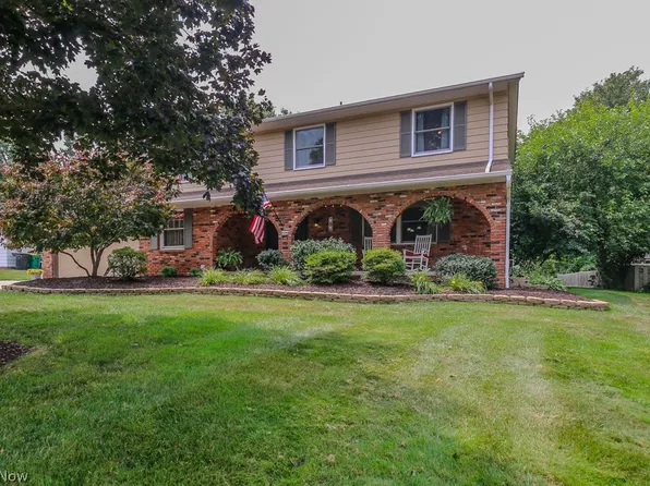 9316 Buena Vista Dr, Mentor, OH 44060