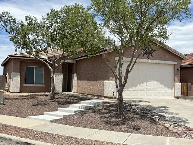 2090 S Aliso Spring Ln — Photo 2