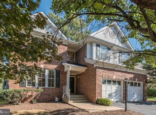 47568 Saulty Dr, Sterling, VA 20165