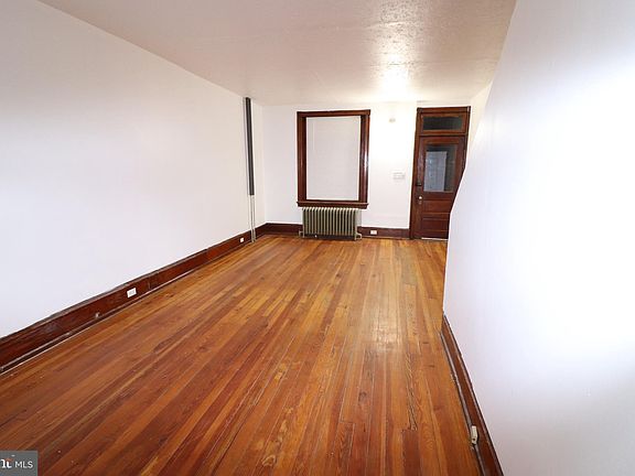 2nd image of 24 S Sussex St