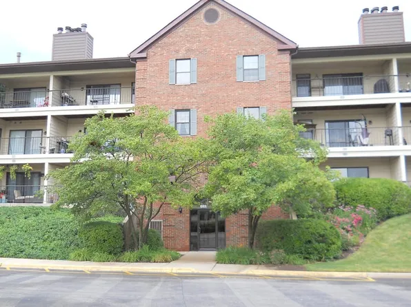 651 Hapsfield Ln APT 202, Buffalo Grove, IL 60089