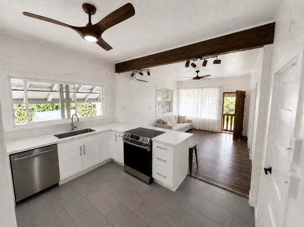 (undisclosed Address), Waialua, HI 96791
