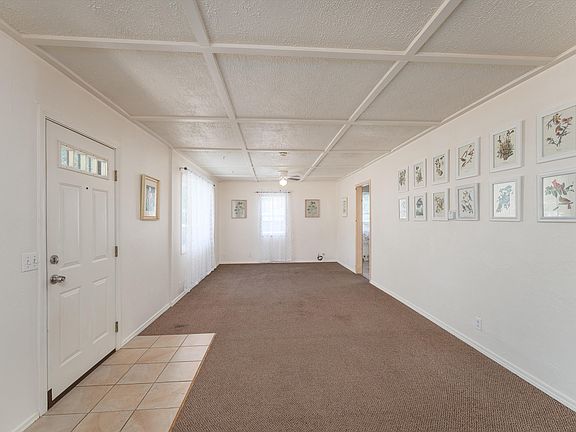3rd image of 471 Fairchild St