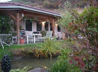 4220 Wards Creek Rd, Rogue River, OR 97537