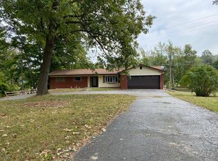 530 W Lindsay Ct W, West Terre Haute, IN 47885