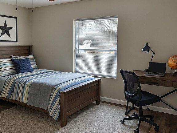 5th image of 4618 Violet Way