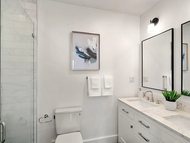 57 Saratoga St #5 — Photo 10