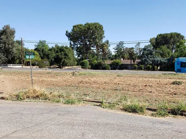 5490 E 9th Ave, Fresno, CA 93727