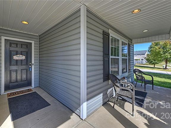 2nd image of 10620 Kempsford Dr