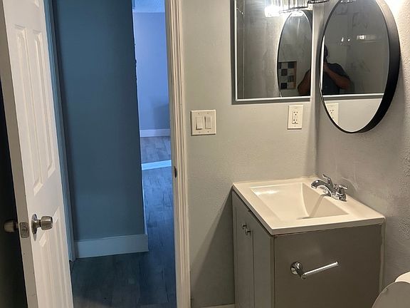2nd image of 4115 Corsair Ave #4115