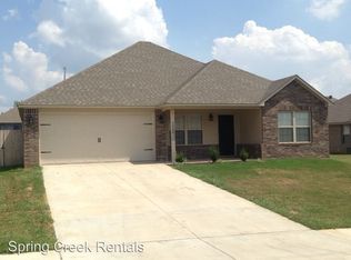 6000 Cord Ave, Springdale, AR 72762