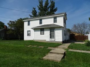 308 S Locust St, Forreston, IL 61030