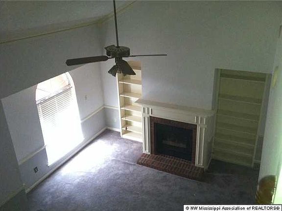 2nd image of 380 Garden Walk S