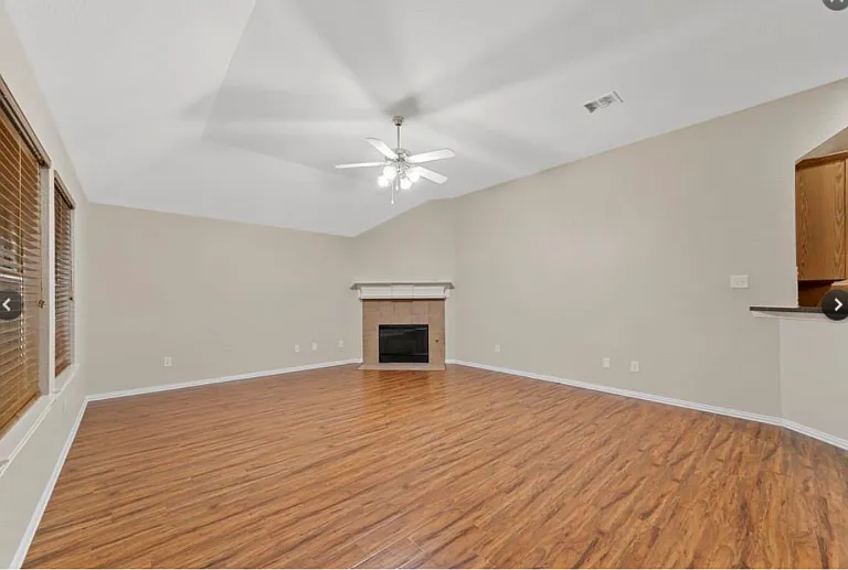 1713 Grand Canyon Way — Photo 5