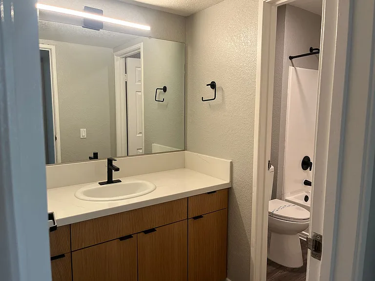 Corona Pointe Resort — Photo 149