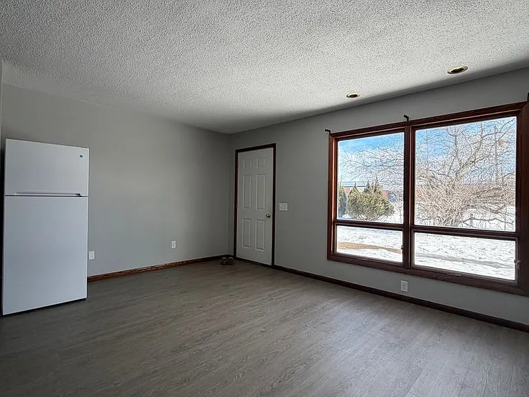 17253 County Highway J — Photo 2