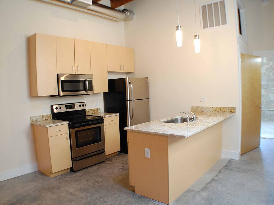 Kitchen at City Point Place Apartments in Hopewell VA