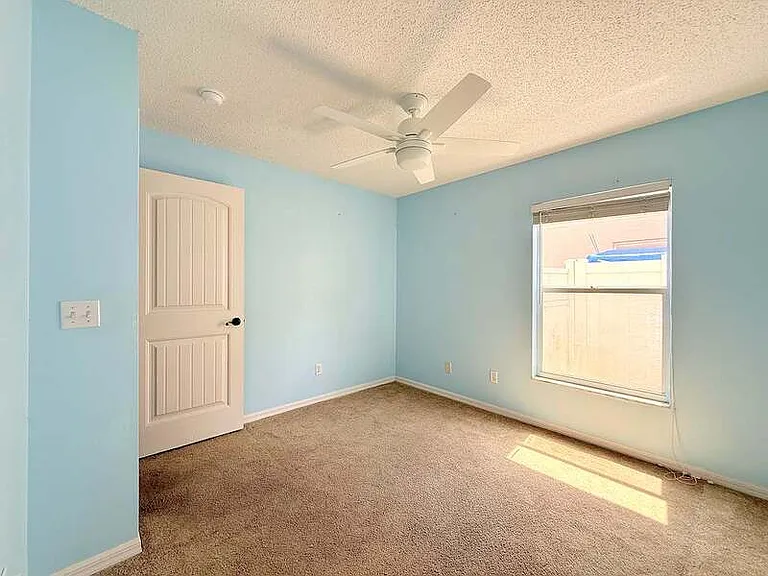 1118 Hardwood Dr — Photo 33