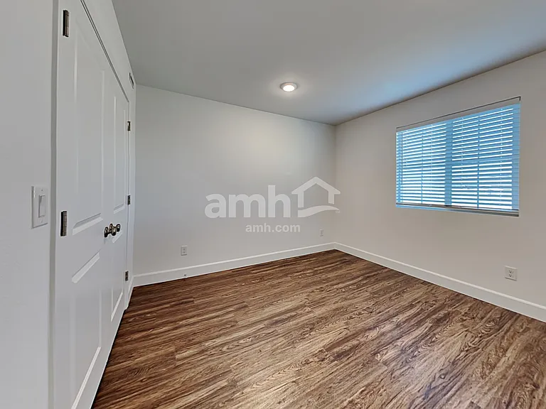 10074 Cathedral Spires Ave — Photo 21