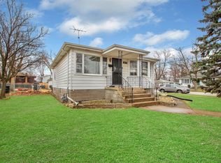 18457 Oakwood Ave, Lansing, IL 60438